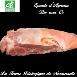 Epaule d'agneau bio avec os, poids 1,5 kilo en direct de notre ferme en Normandie. Viande origine France.